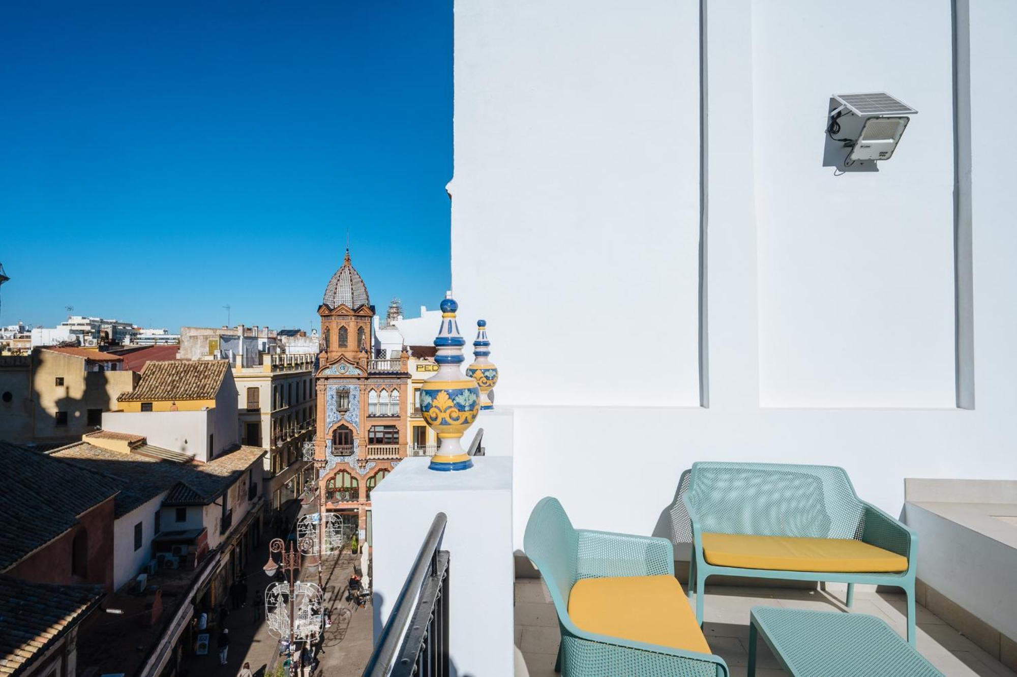 Ninesuites Cathedral Seville Exterior photo